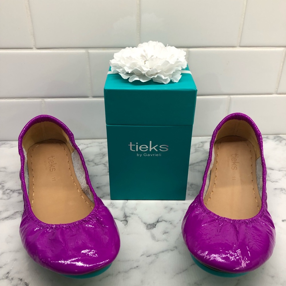 Ultraviolet Neon patent leather Tieks by Gavrieli size 11
